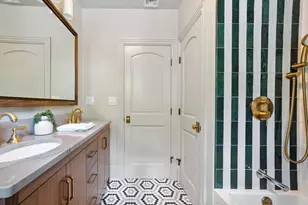197 Winchester St, Brookline, MA 02446 - Photo 16