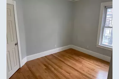 297 Beacon St #2, Somerville, MA 02143 - Photo 2