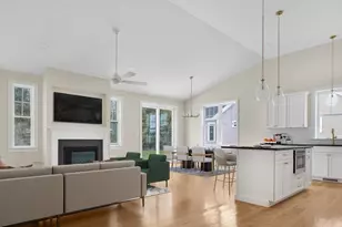 51 Sophia Dr, Rehoboth, MA 02769 - Photo 6
