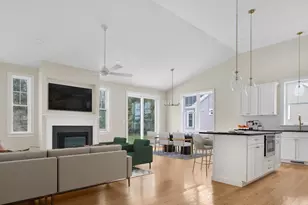 51 Sophia Dr, Rehoboth, MA 02769 - Photo 6