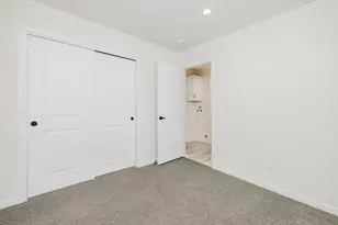 1346 Newport Ave, Attleboro, MA 02703 - Photo 16