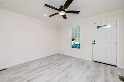 1346 Newport Ave #A2, Attleboro, MA 02703 - Photo 12