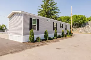 1346 Newport Ave, Attleboro, MA 02703 - Photo 4