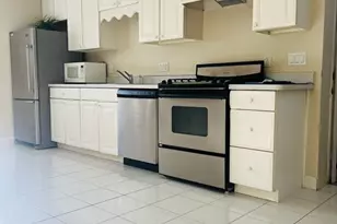 393 Washington Ave, Revere, MA 02151 - Photo 10