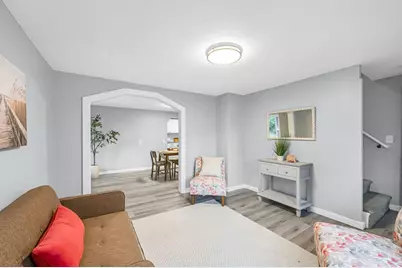 83 Rolf Ave, Chicopee, MA 01020 - Photo 6