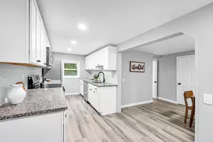 83 Rolf Ave, Chicopee, MA 01020 - Photo 10