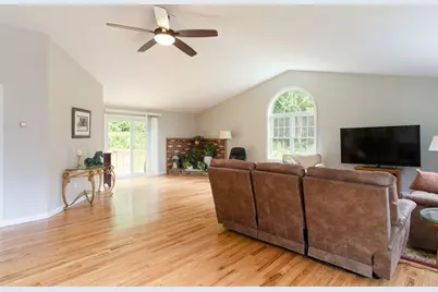26 Old West Brookfield Rd, North Brookfield, MA 01535 - Photo 8