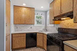 232 Hudson St, Marlborough, MA 01752 - Photo 18