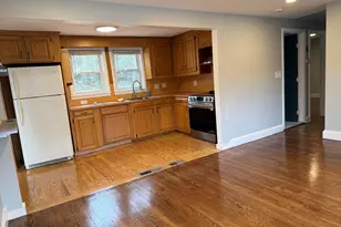 36 Sarah St, Randolph, MA 02368 - Photo 4