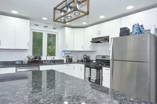 150 Hathaway Rd, Acushnet, MA 02743 - Photo 6