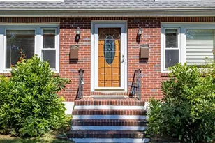 17 Benson Ave, Framingham, MA 01702 - Photo 2