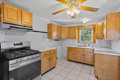 17 Benson Ave. #2, Framingham, MA 01702 - Photo 4
