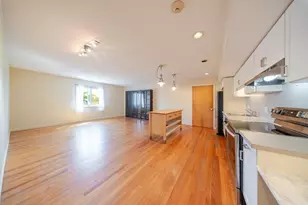 351 Pleasant St, Northampton, MA 01060 - Photo 6