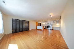 351 Pleasant St, Northampton, MA 01060 - Photo 10