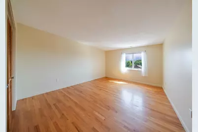 351 Pleasant St #9, Northampton, MA 01060 - Photo 22