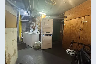 35 Mount Hood #7, Boston, MA 02435 - Photo 30