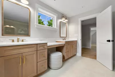 4 Brown Ave, Newburyport, MA 01950 - Photo 32