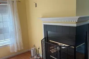 104 Gazebo Cir, Reading, MA 01867 - Photo 4