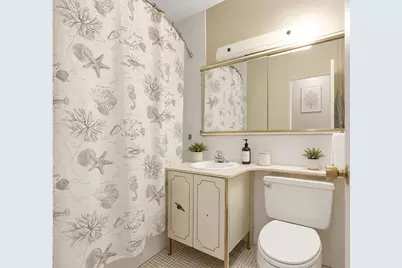 65 E India Row #15C, Boston, MA 02110 - Photo 12
