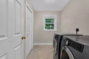 100 Mechanic St, Warren, MA 01083 - Photo 18