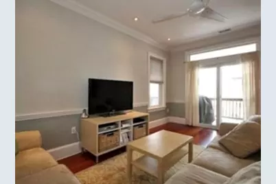 13 O St #2, Boston, MA 02127 - Photo 4