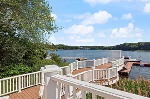 435 Main St, Amesbury, MA 01913 - Photo 4