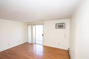 11B Gibbs St, Worcester, MA 01607 - Photo 8