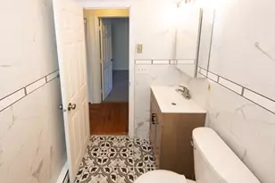 11B Gibbs St, Worcester, MA 01607 - Photo 12
