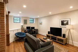 32 River St, Cambridge, MA 02139 - Photo 10