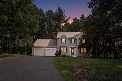 61 Easy St, Uxbridge, MA 01569 - Photo 1