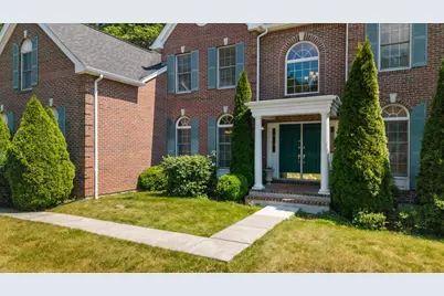 10 Hemingway St, Shrewsbury, MA 01545 - Photo 2