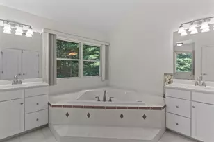 10 Hemingway St, Shrewsbury, MA 01545 - Photo 28
