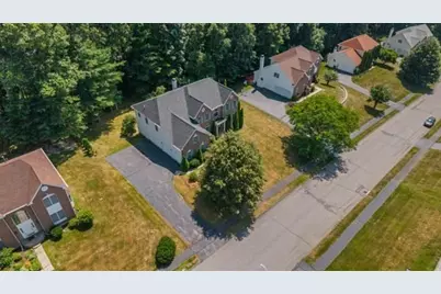 10 Hemingway St, Shrewsbury, MA 01545 - Photo 38