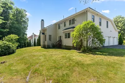 10 Hemingway St, Shrewsbury, MA 01545 - Photo 32