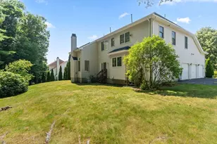 10 Hemingway St, Shrewsbury, MA 01545 - Photo 32