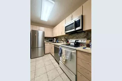 60 Longwood #605, Brookline, MA 02445 - Photo 2