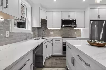 149 Charles St #6, Boston, MA 02114 - Photo 6
