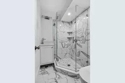 149 Charles St #6, Boston, MA 02114 - Photo 10