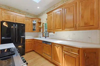 665 South St, Walpole, MA 02081 - Photo 10