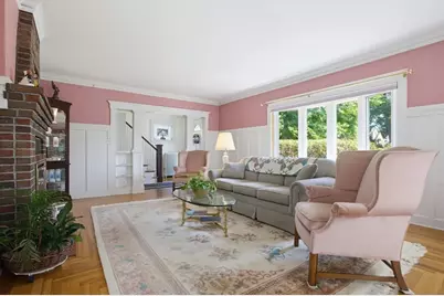 71 Circuit Rd, Dedham, MA 02026 - Photo 10