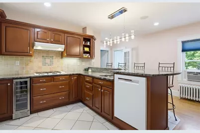 71 Circuit Rd, Dedham, MA 02026 - Photo 8