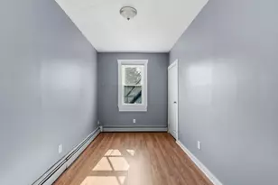 1272 Pleasant St, New Bedford, MA 02740 - Photo 6