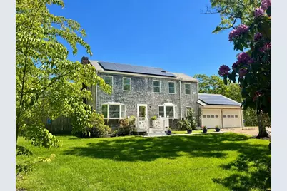 105 Whalers Walk, Edgartown, MA 02539 - Photo 2