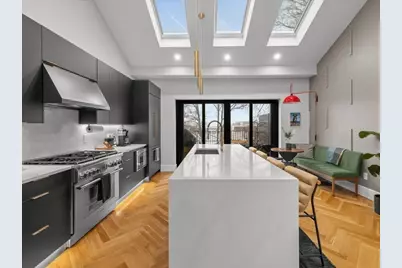 760 E Broadway #U:2, Boston, MA 02127 - Photo 10