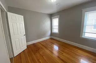 35 Wilcock St, Boston, MA 02124 - Photo 6