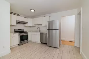 135 Safford St, Quincy, MA 02170 - Photo 4