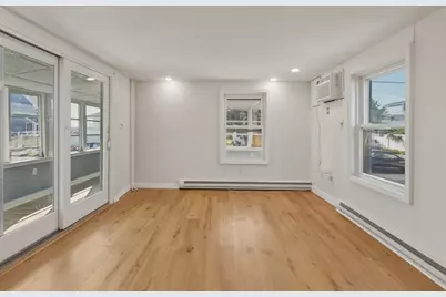1080 Shirley St #1, Winthrop, MA 02152 - Photo 6