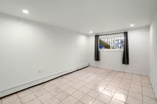 186 W Seventh St, Boston, MA 02127 - Photo 16