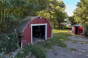 1722 W Main Rd, Portsmouth, RI 02871 - Photo 18