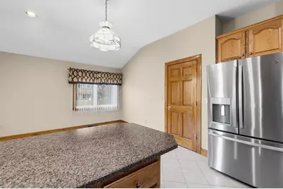 167 Center St, Ludlow, MA 01056 - Photo 10
